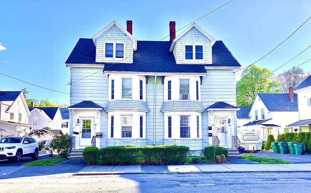 Photo of 798 Summer St, Lynn, MA