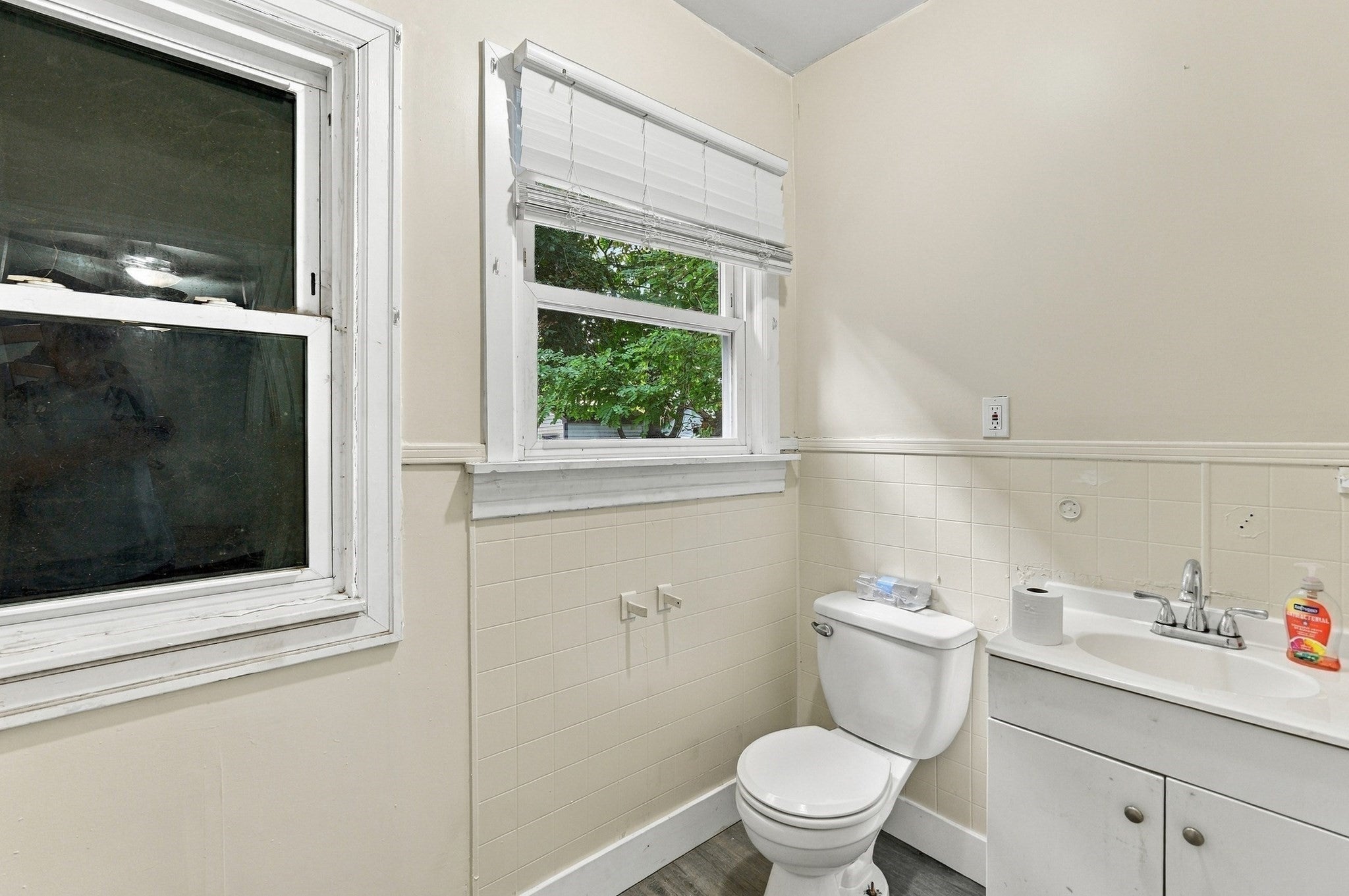 132 Gilbert Ave, Springfield, MA, 132 Gilbert Ave, Springfield, MA Photo #27