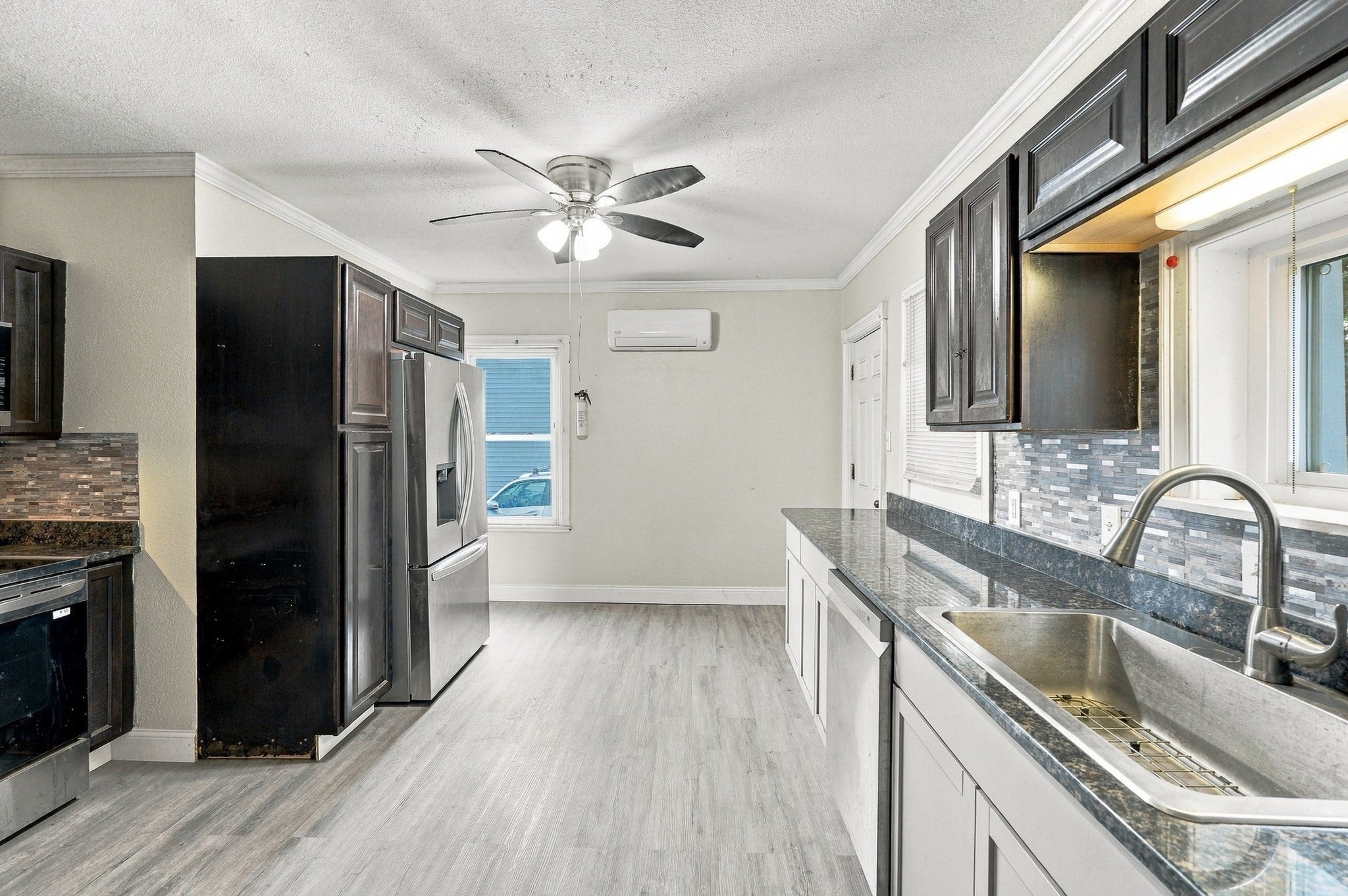 132 Gilbert Ave, Springfield, MA, 132 Gilbert Ave, Springfield, MA Photo #5