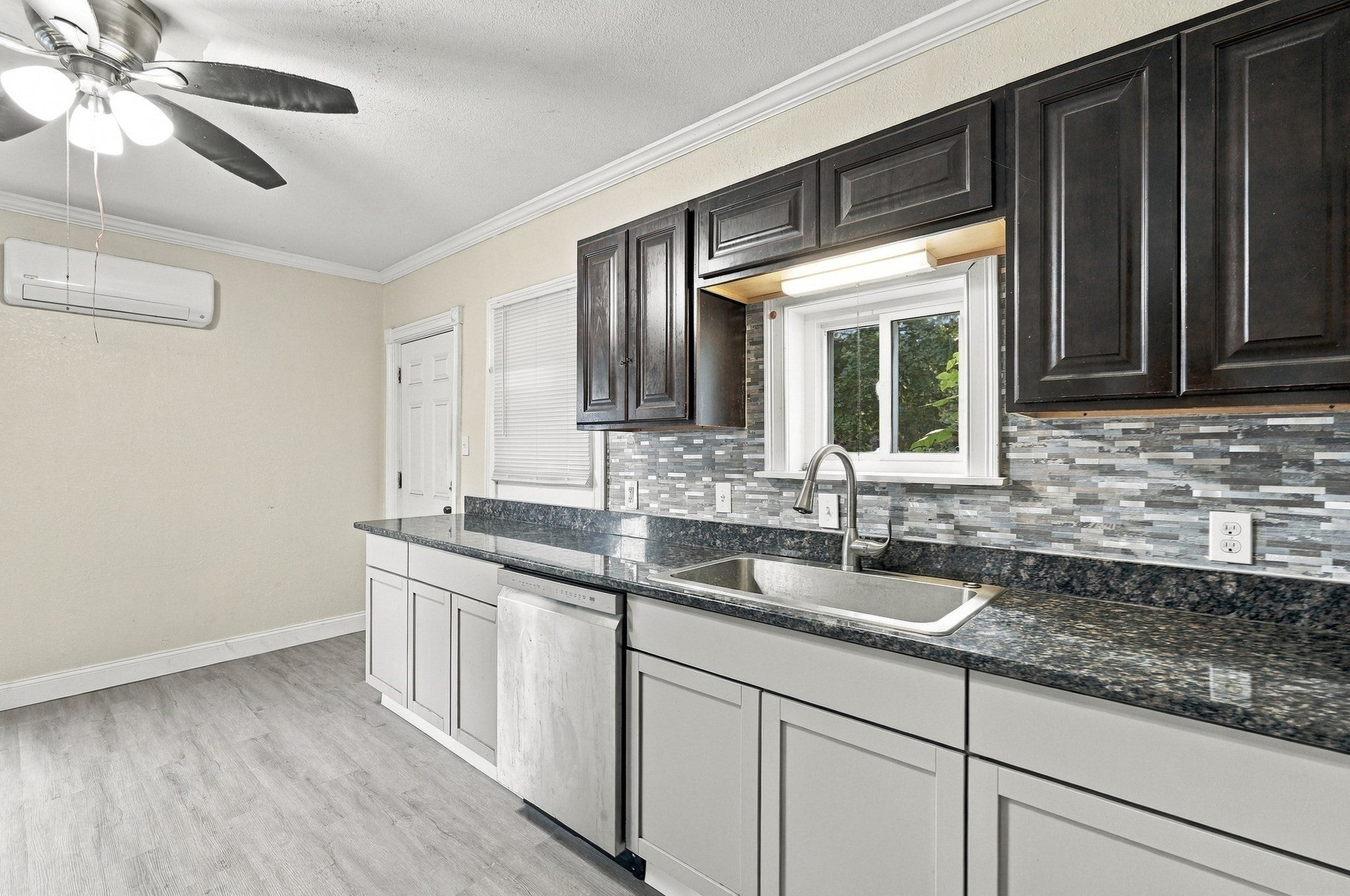 132 Gilbert Ave, Springfield, MA, 132 Gilbert Ave, Springfield, MA Photo #9