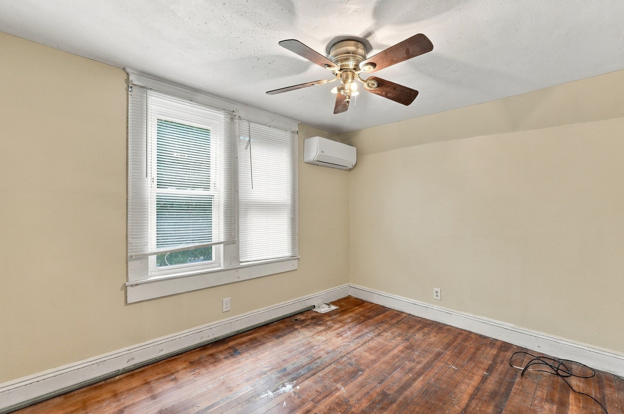132 Gilbert Ave, Springfield, MA, 132 Gilbert Ave, Springfield, MA Photo #35