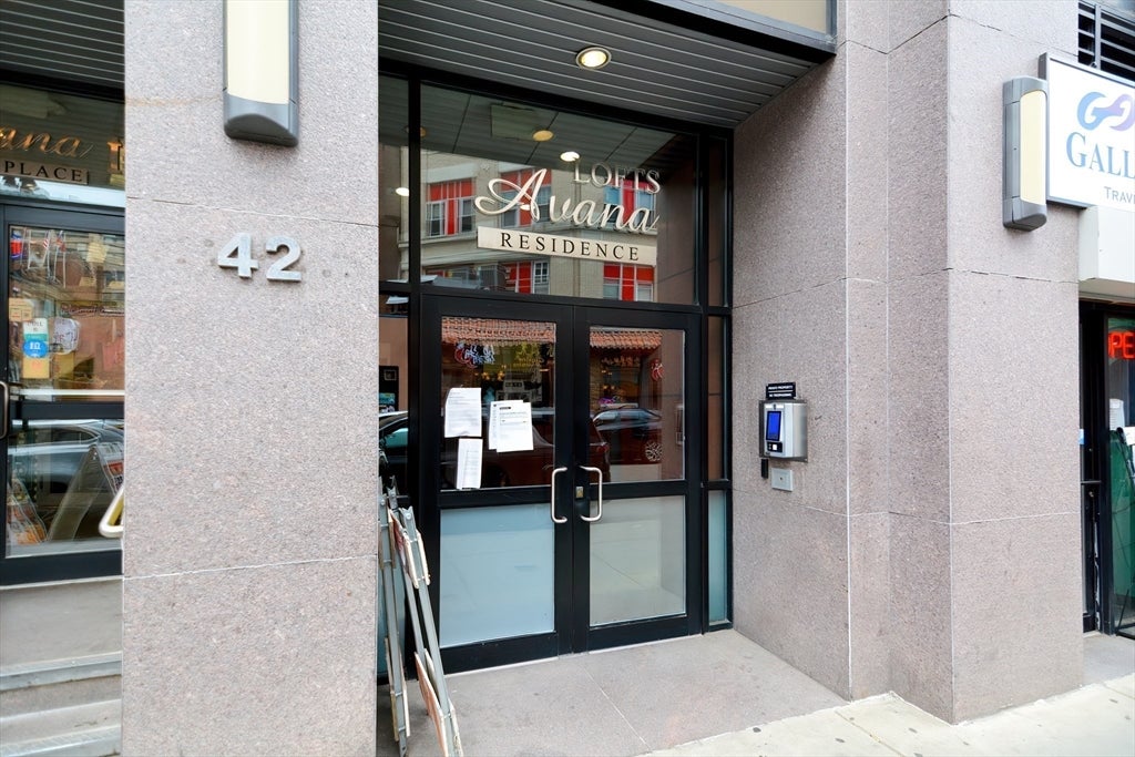 42 Beach St #6B, Boston, MA Photo #11