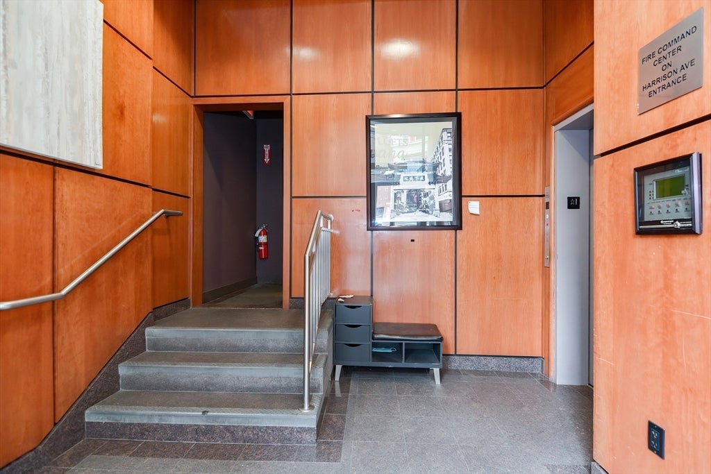 42 Beach St #6B, Boston, MA Photo #12
