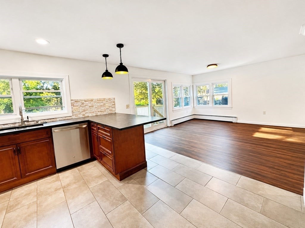 308 Boutelle St, Fitchburg, MA Photo #6