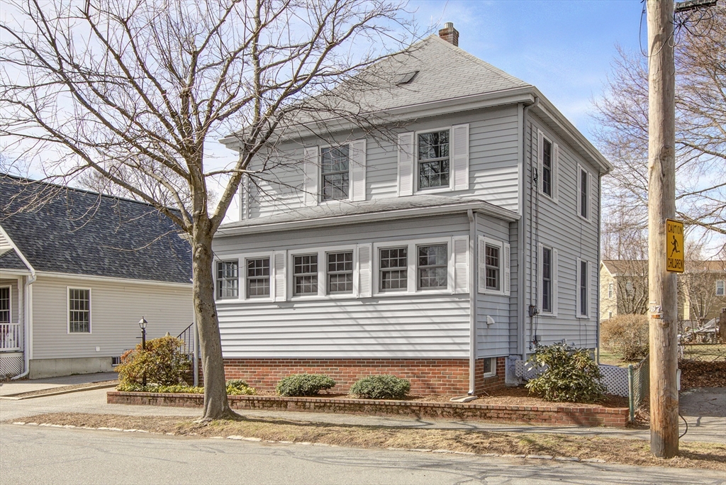 71 Livingstone Ave