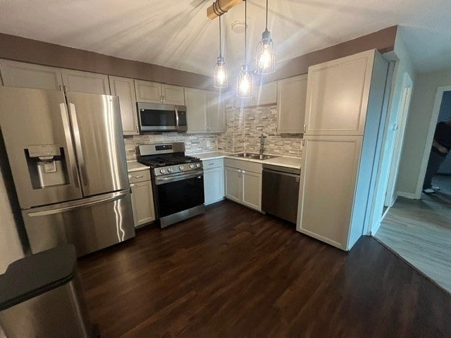 464 Bank St #5, Fall River, MA Photo #3