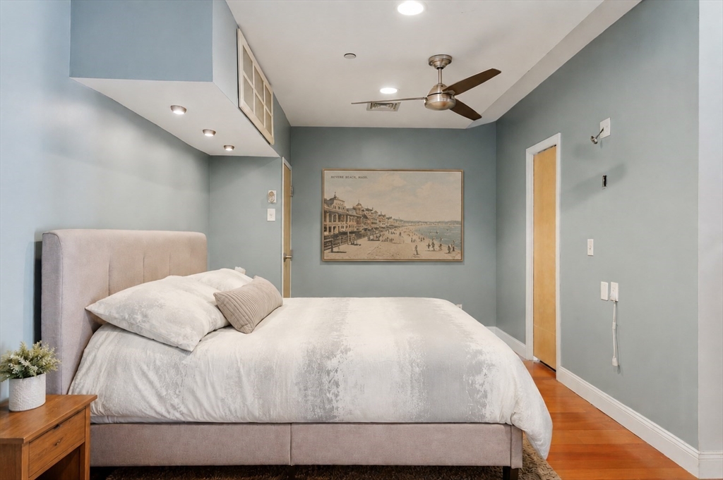 10 Ocean Ave 105