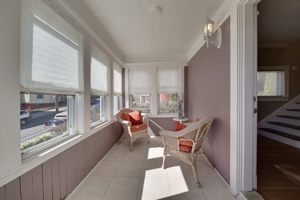 69 Eleanor St 69