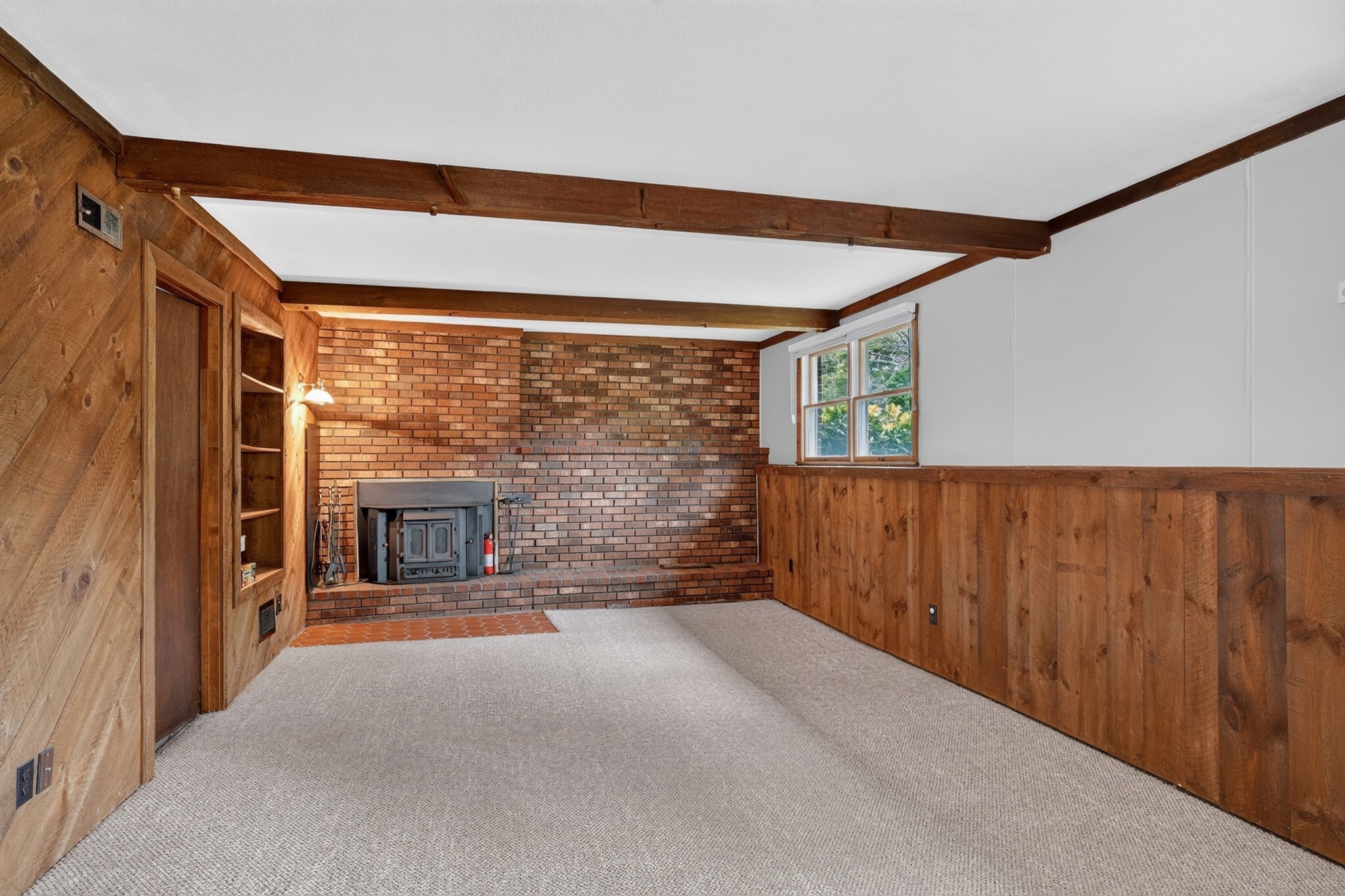 14 Fred St, Burlington, MA Photo #26