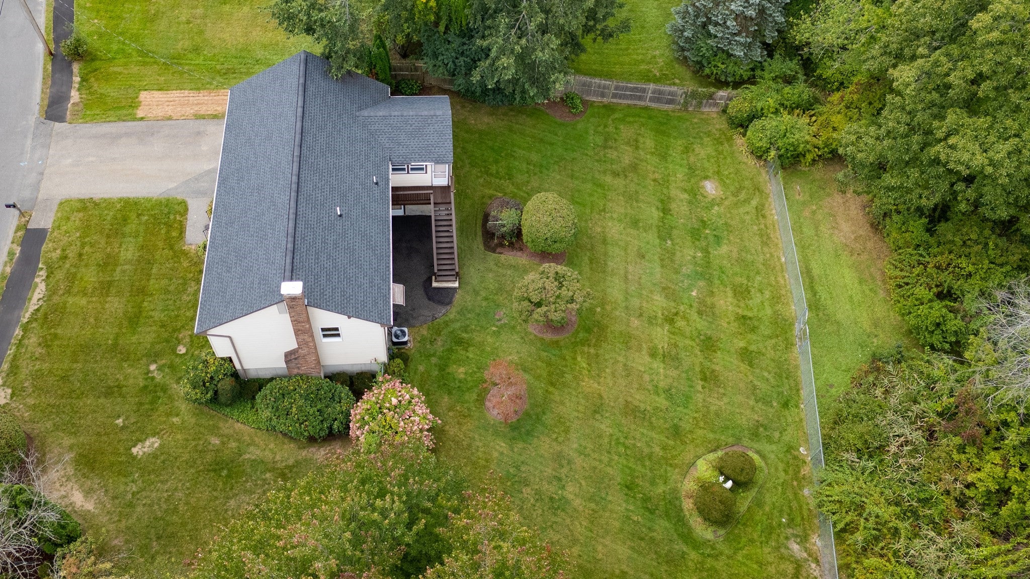 14 Fred St, Burlington, MA Photo #33