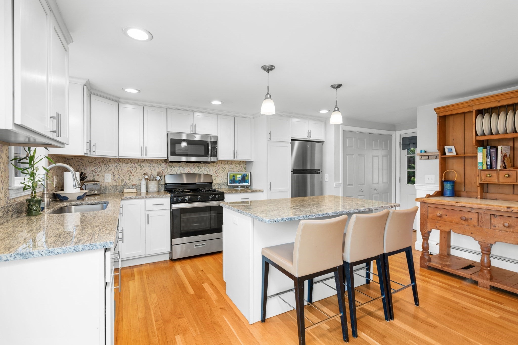 110 Eileen Street, Yarmouth, MA, 110 Eileen Street, Yarmouth, MA Photo #6