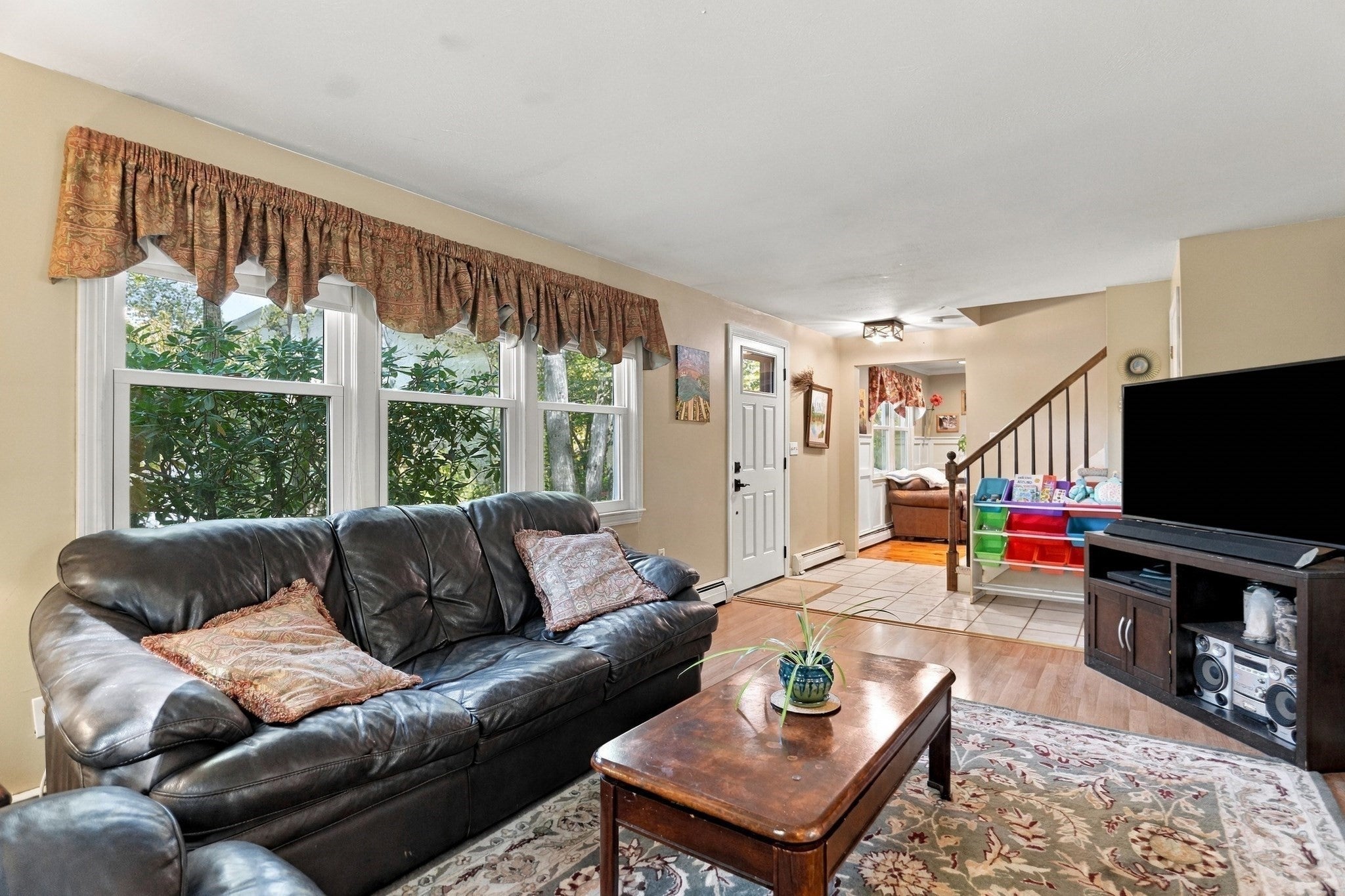 5 Ragged Hill Rd