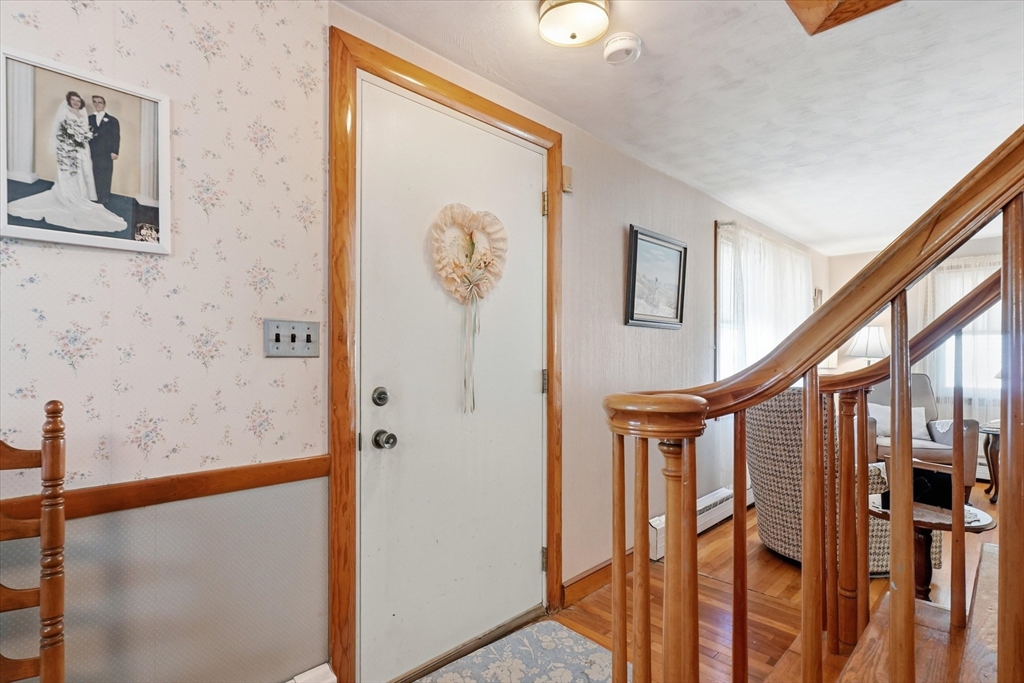 12 Cannon Rock Road, Lynn, MA, 12 Cannon Rock Road, Lynn, MA Photo #3