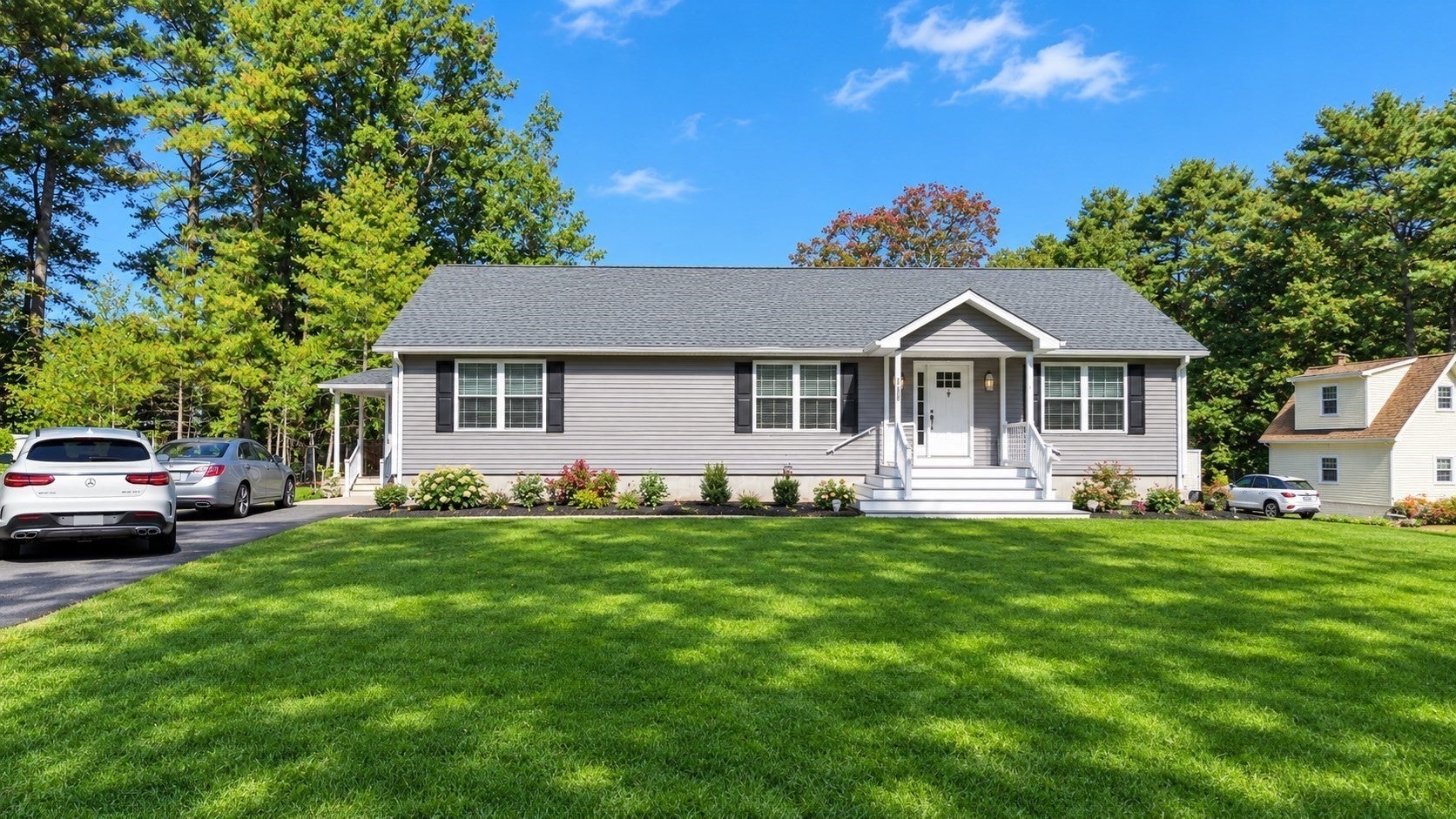 337 Lucy Little Rd, Dartmouth, MA Photo #2