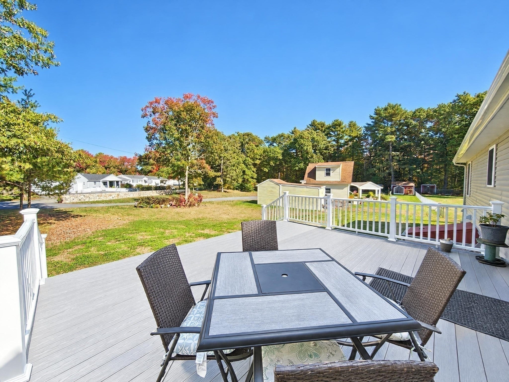 337 Lucy Little Rd, Dartmouth, MA Photo #8