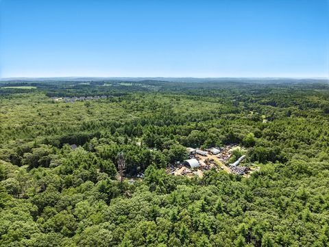 76 Coburn Rd Berlin MA 01503