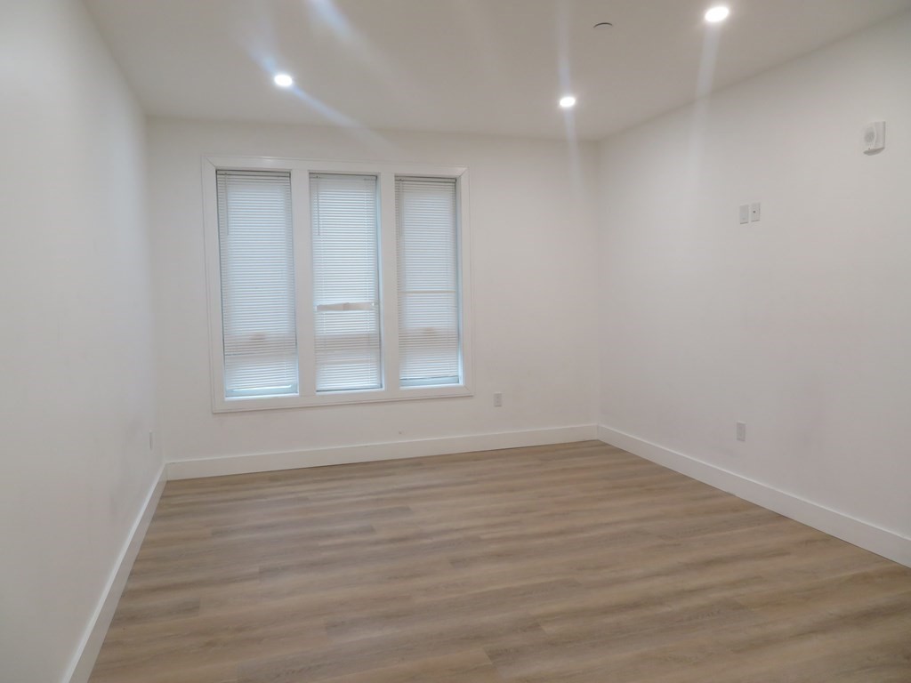 178 Washington Ave. 102