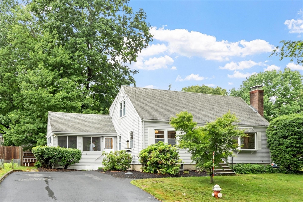 12 Hunt Rd