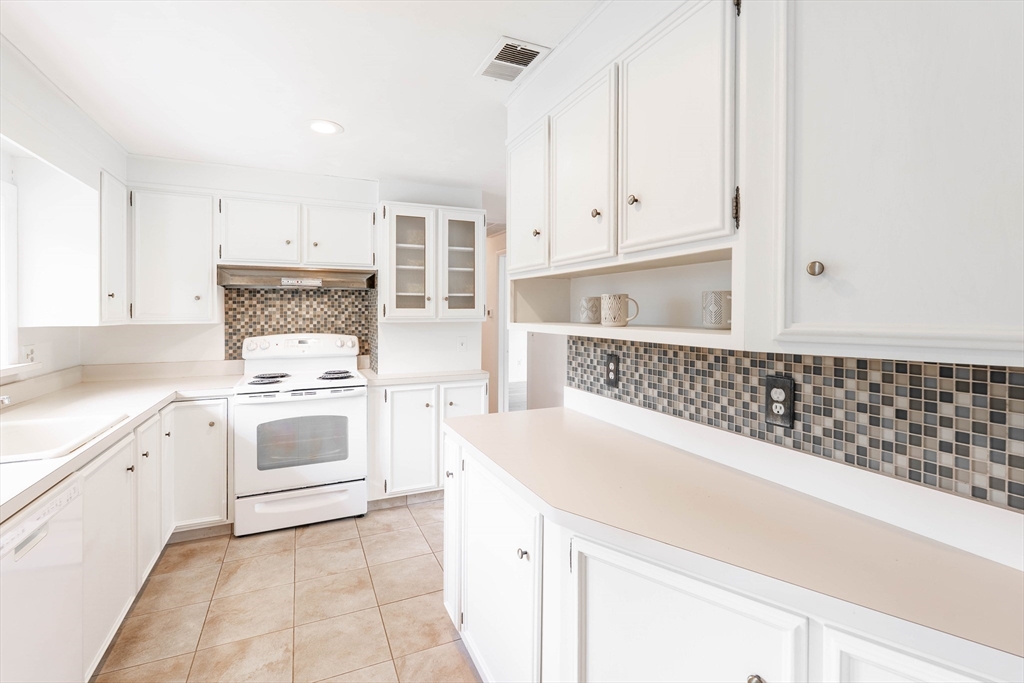 62 Clematis Rd