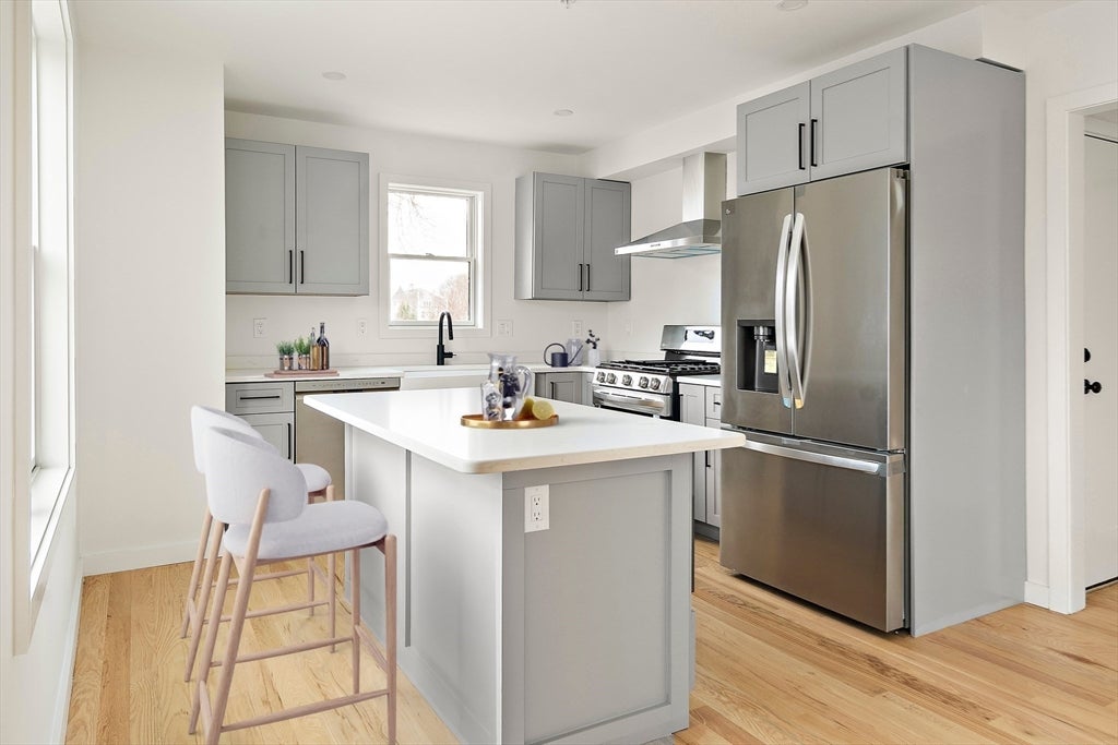 25 Hillsboro St #1, Boston, MA, 25 Hillsboro St #1, Boston, MA Photo #1