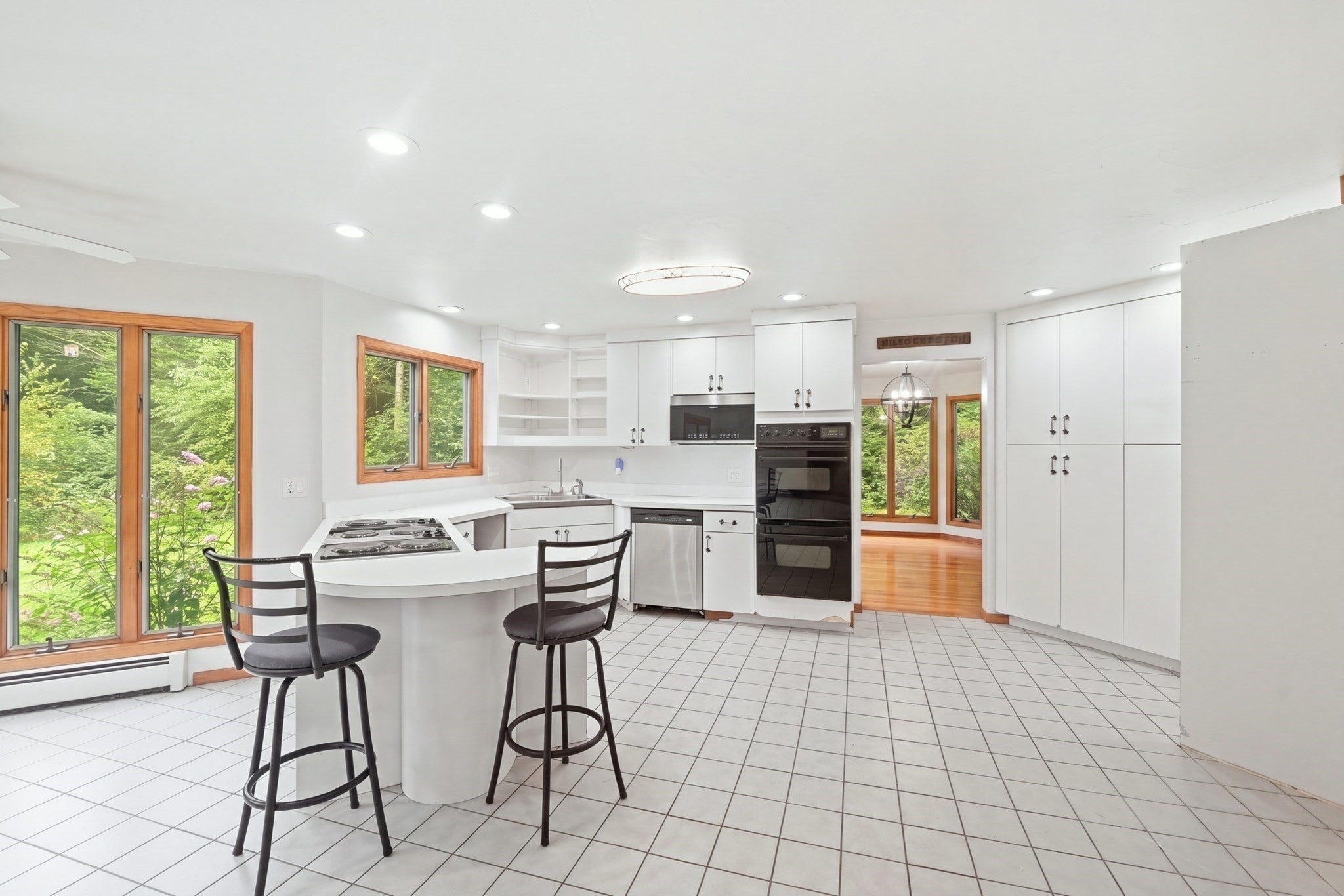 6 Nestlewood Ln, Hubbardston, MA Photo #10