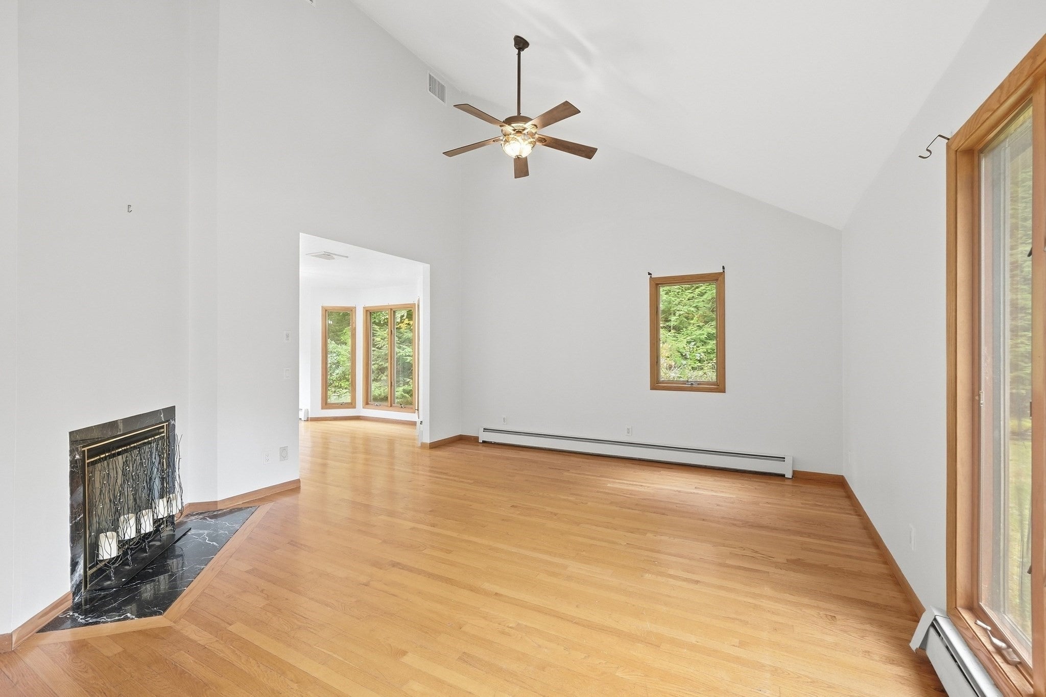 6 Nestlewood Ln, Hubbardston, MA Photo #6