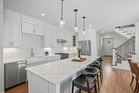 10 Waterville Lane 10 Hopkinton MA 01748