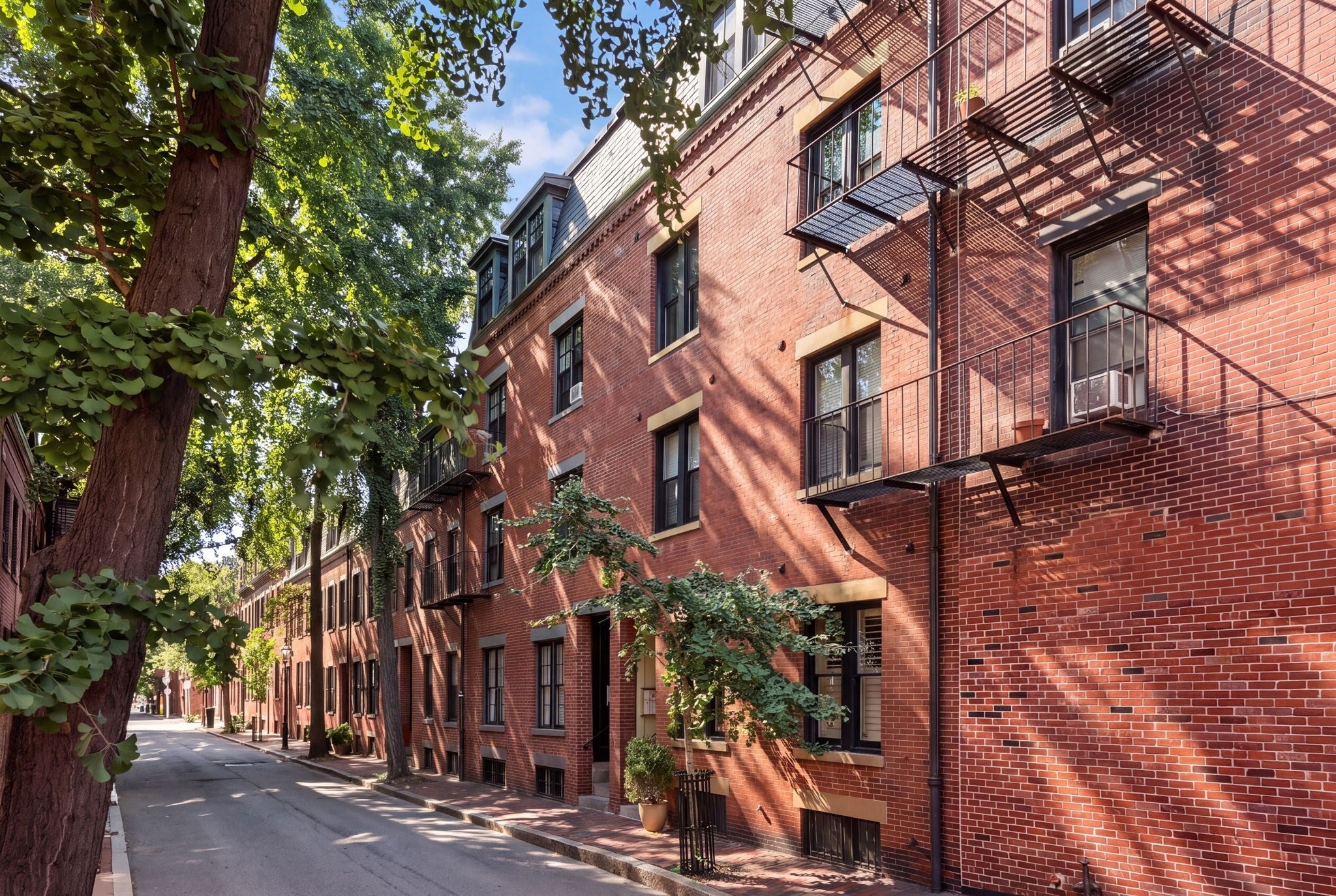 58 Gray St #3, Boston, MA Photo #39