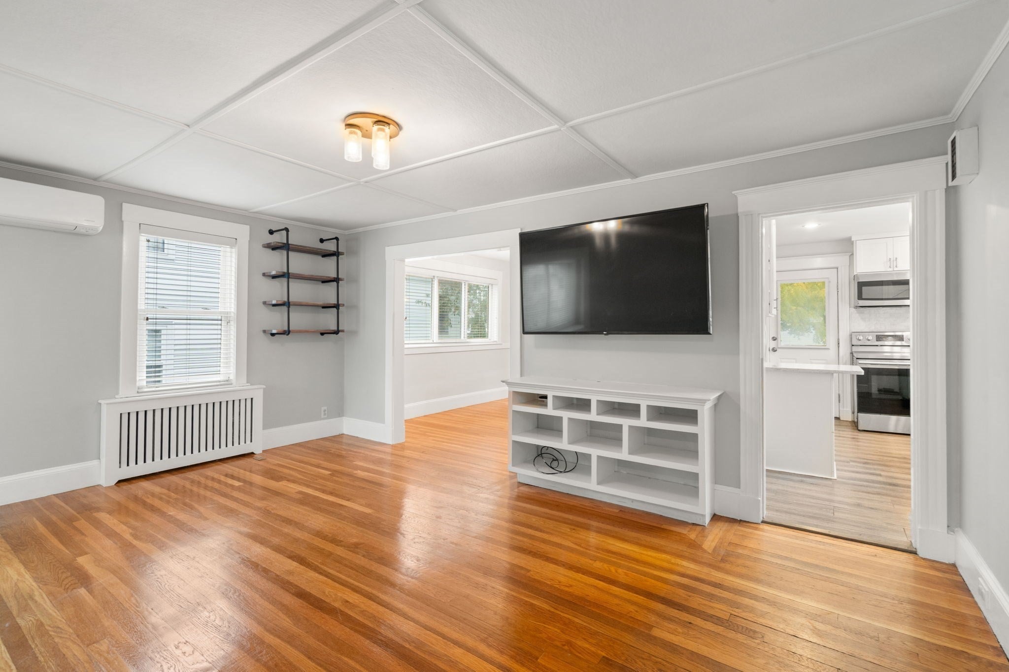 63 Willow Ave, Quincy, MA, 63 Willow Ave, Quincy, MA Photo #2