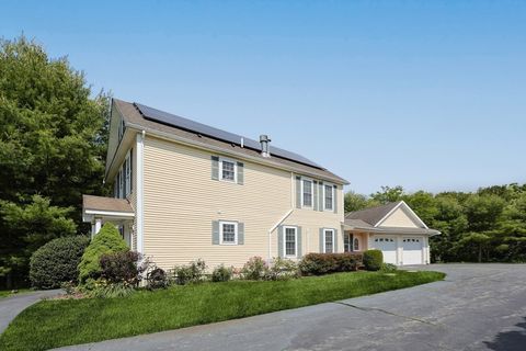 349 County St Seekonk MA 02771