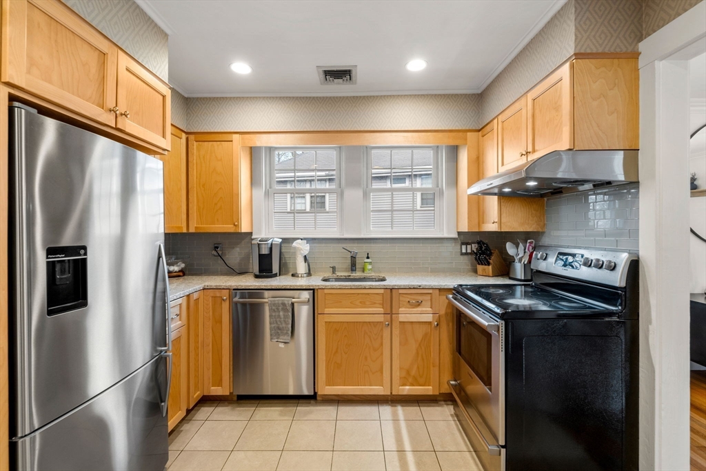 99 Atwood Ave #99, Newton, MA, 99 Atwood Ave #99, Newton, MA Photo #10