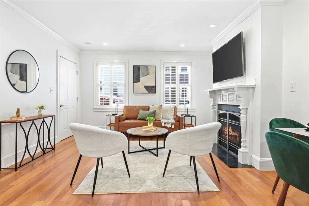 15 Belmont St 1