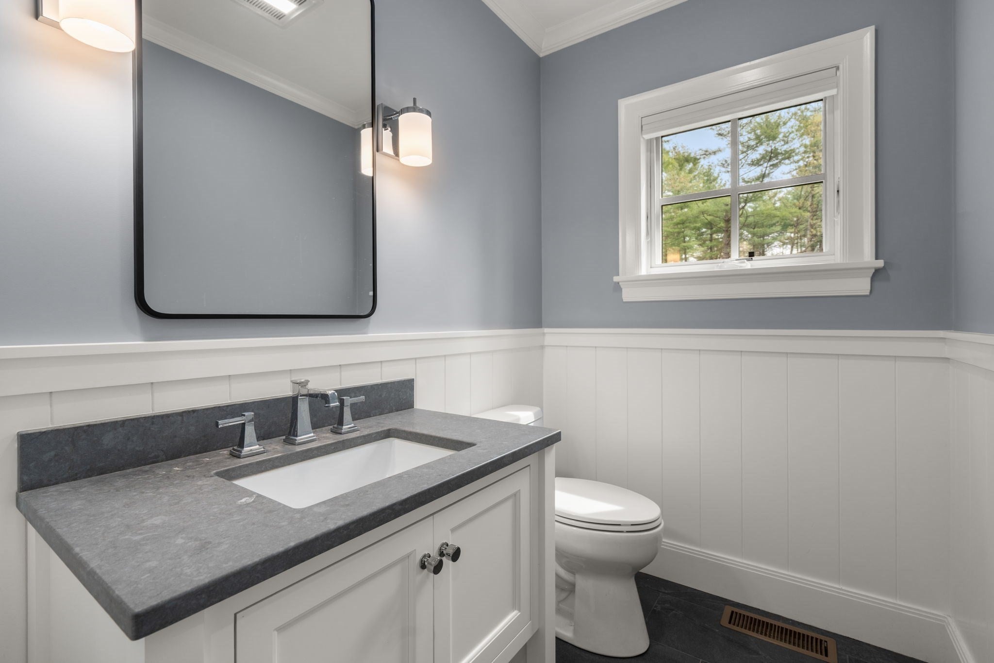 55 Oakdale Ave, Weston, MA Photo #11