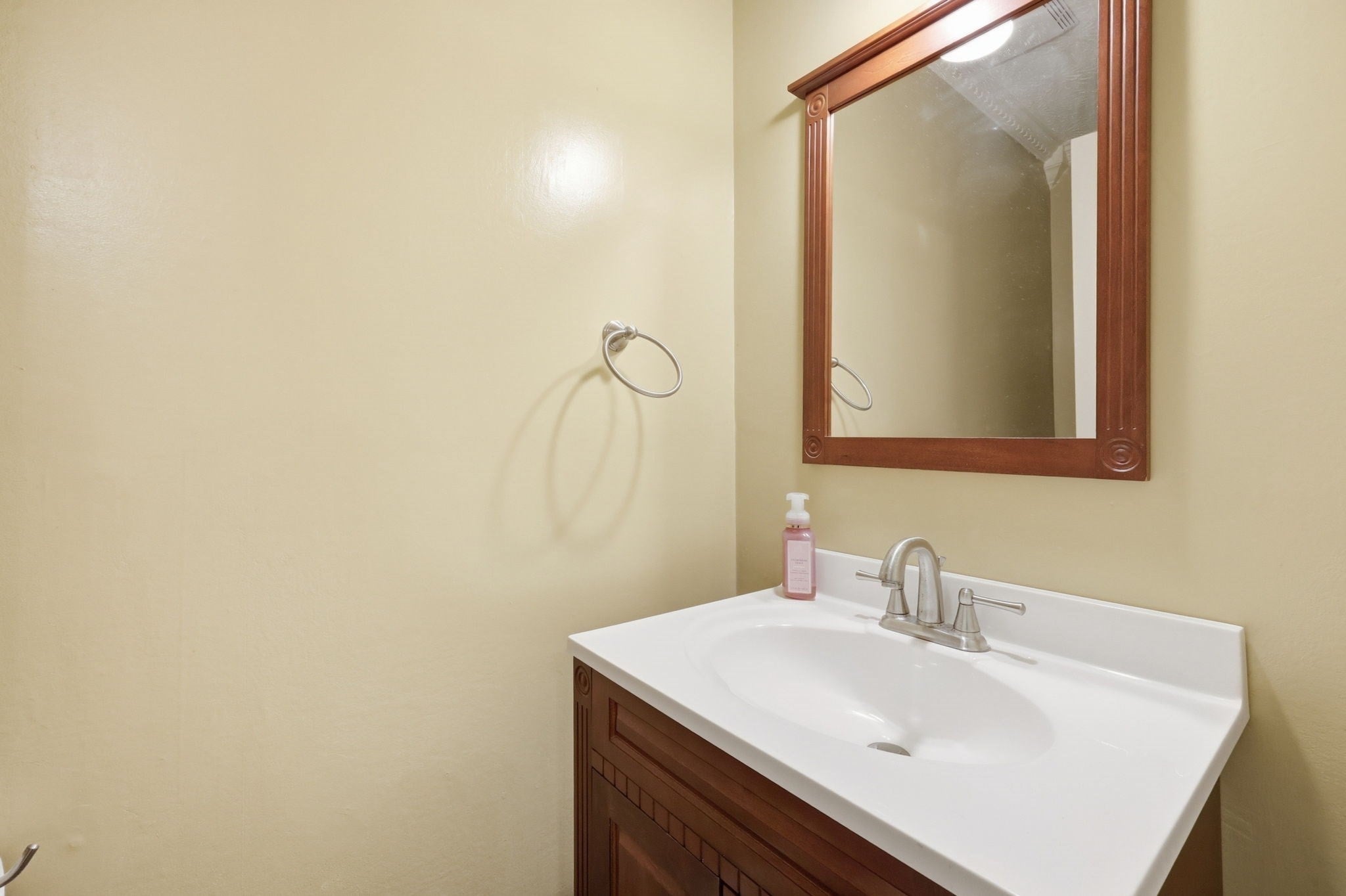 142 Autumn St #G, Agawam, MA Photo #13
