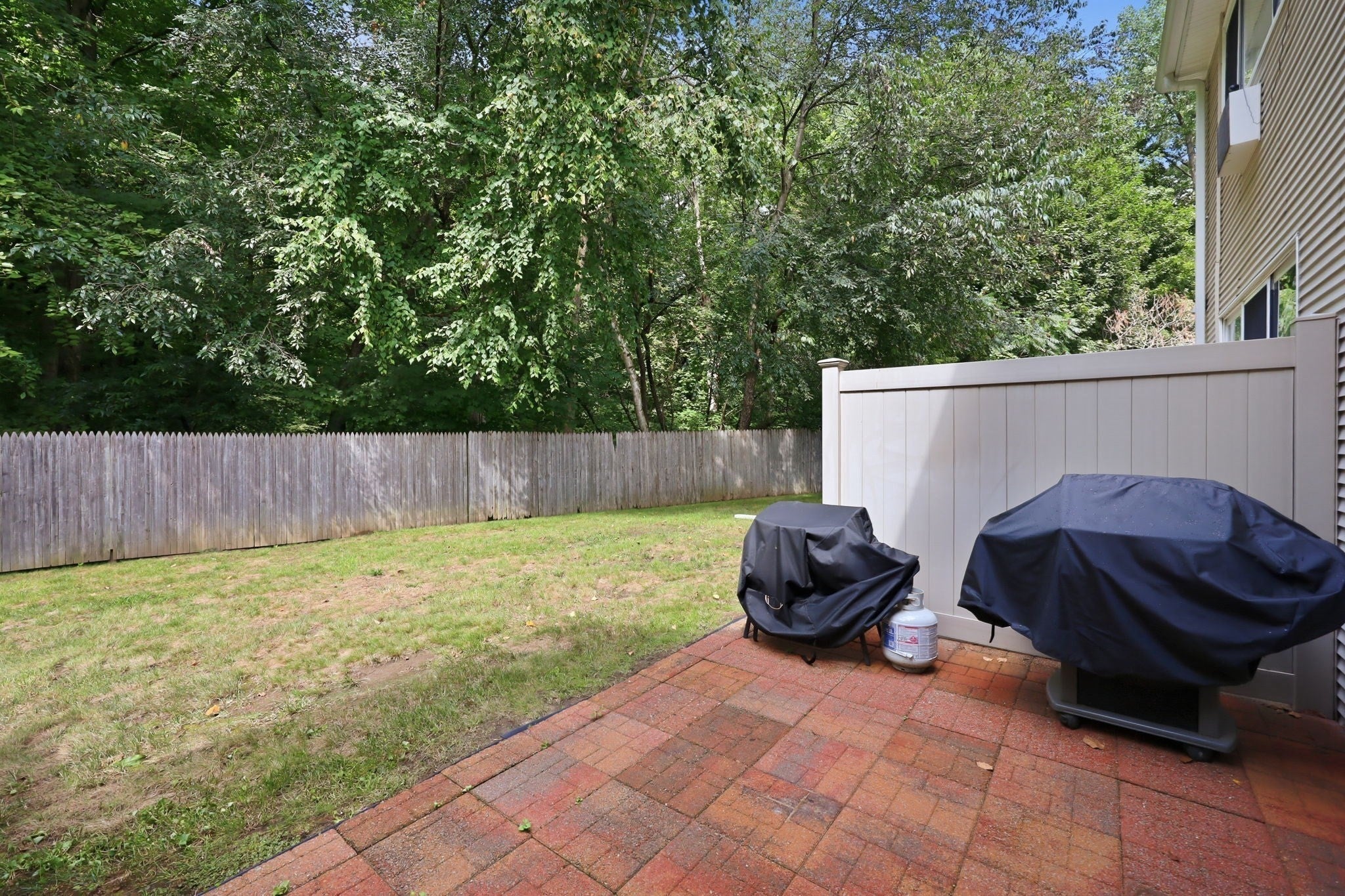 142 Autumn St #G, Agawam, MA Photo #23