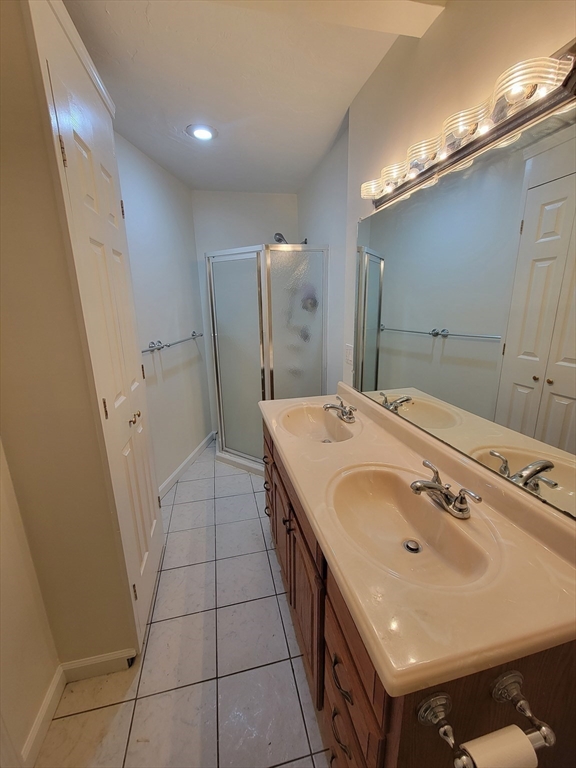 223 Heritage Dr #223, Northbridge, MA Photo #8