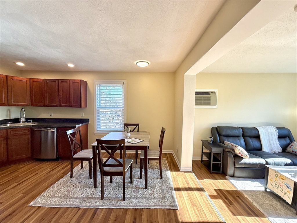 28 Claremont Ter 6
