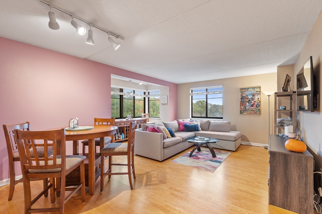 100 Ledgewood Dr 417