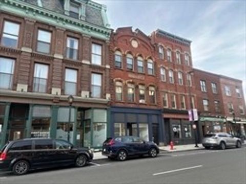 Photo of 181 High Street #1, Holyoke, MA 01040 (MLS # 73471002)