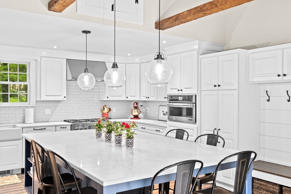 48 Old Oaken Bucket Road