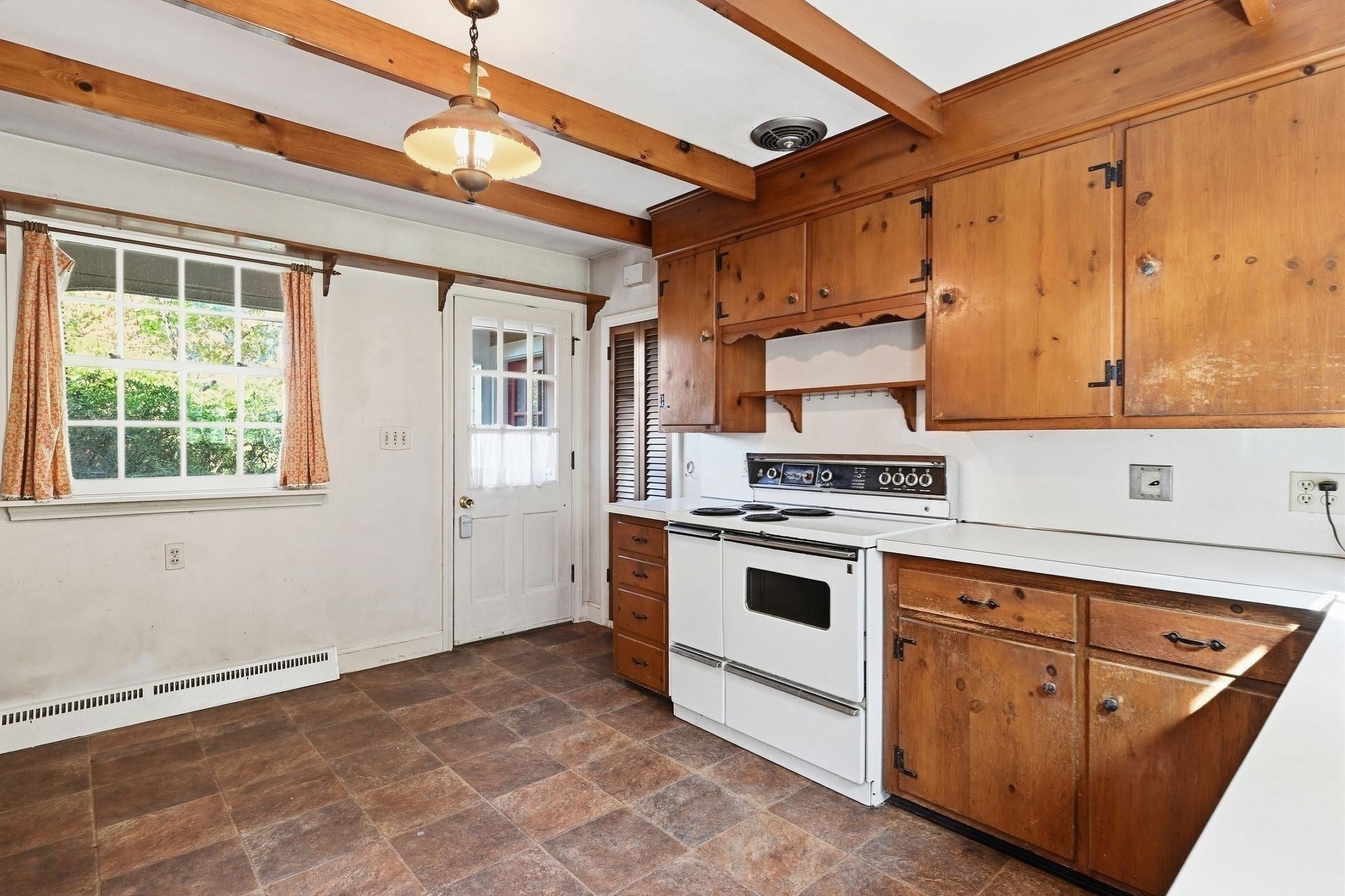 148 Falmouth Rd, West Springfield, MA, 148 Falmouth Rd, West Springfield, MA Photo #18