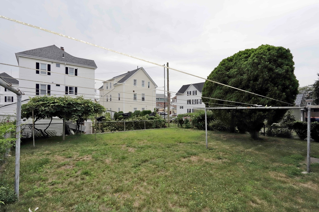 24 Briggs St