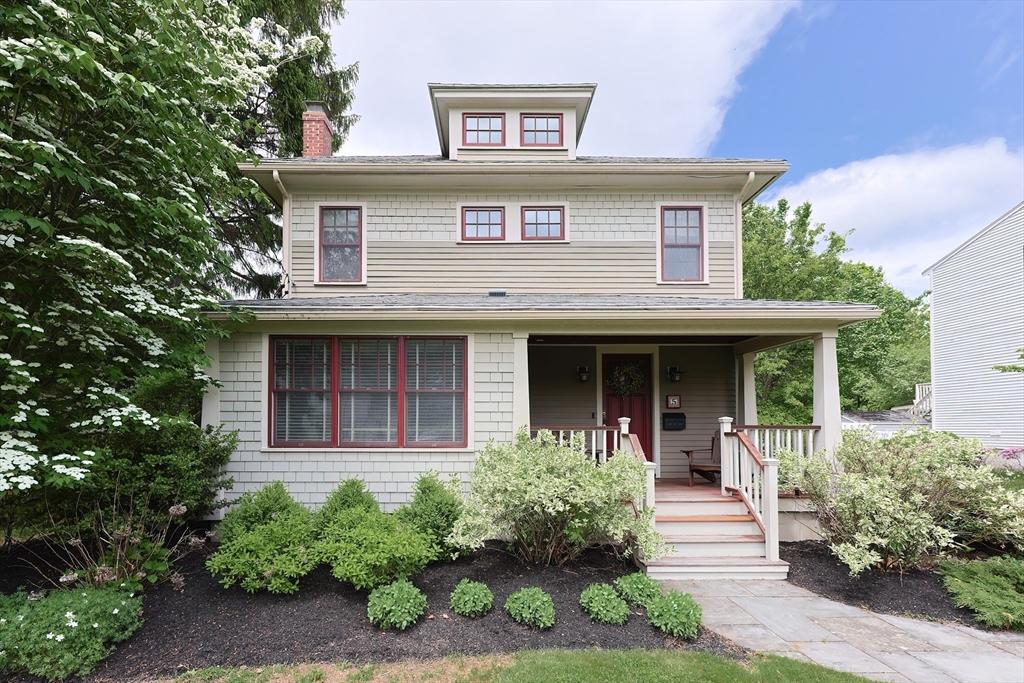 5 Baxter Street