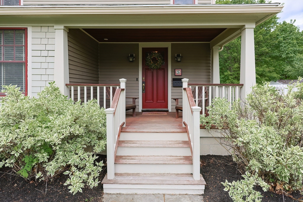 5 Baxter Street