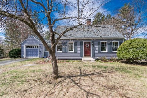 14 Smith Street Amherst MA 01002