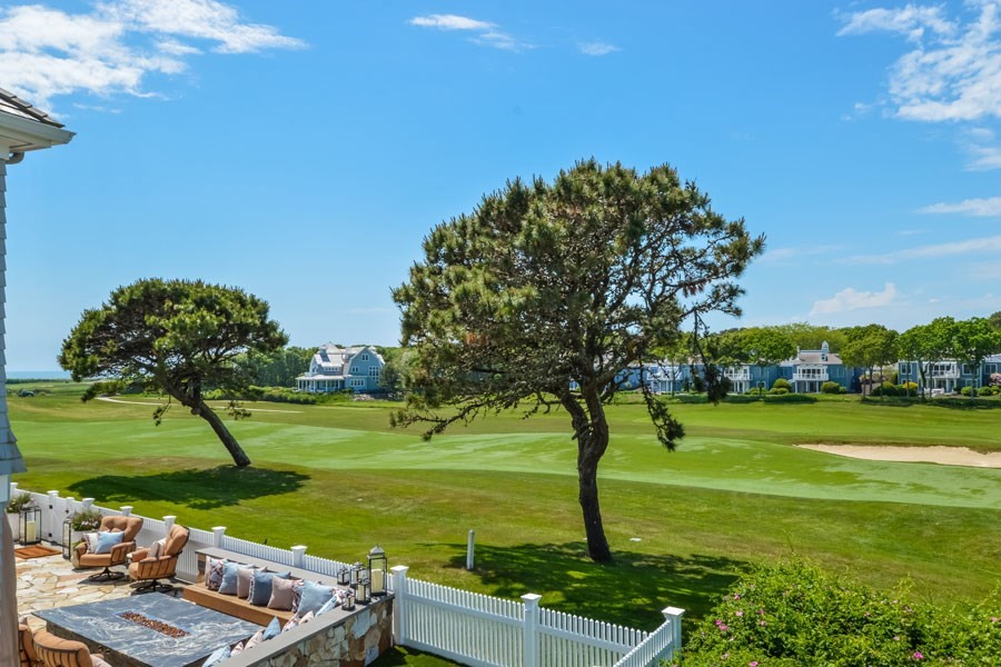 Mashpee, Massachusetts 02649, United States, 5 Bedrooms Bedrooms, ,5 BathroomsBathrooms,Residential,Active,100549