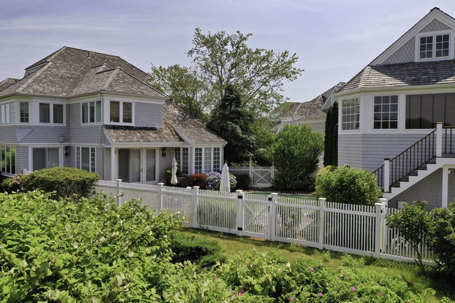 Mashpee, Massachusetts 02649, United States, 5 Bedrooms Bedrooms, ,5 BathroomsBathrooms,Residential,Active,100549