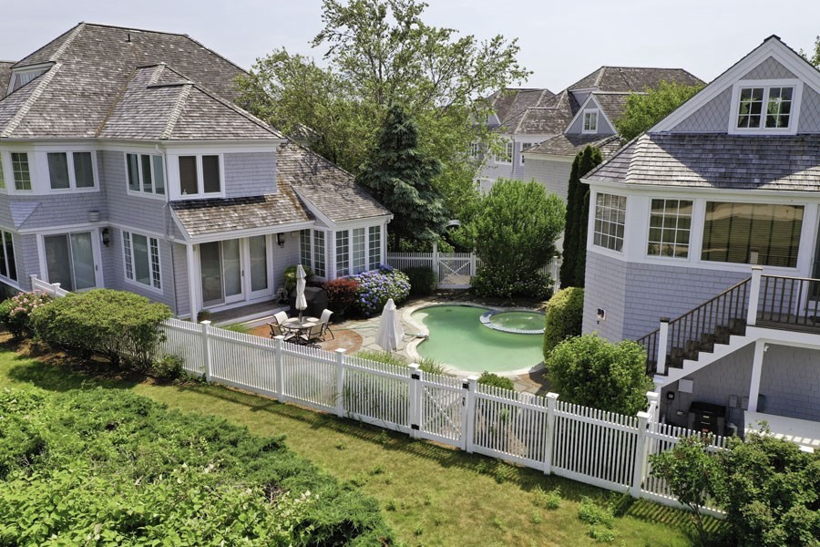 Mashpee, Massachusetts 02649, United States, 5 Bedrooms Bedrooms, ,5 BathroomsBathrooms,Residential,Active,100549