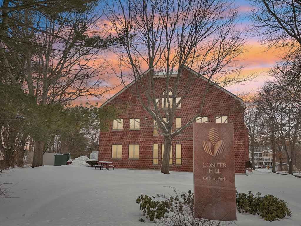 100 Conifer Hill Drive 513/514
