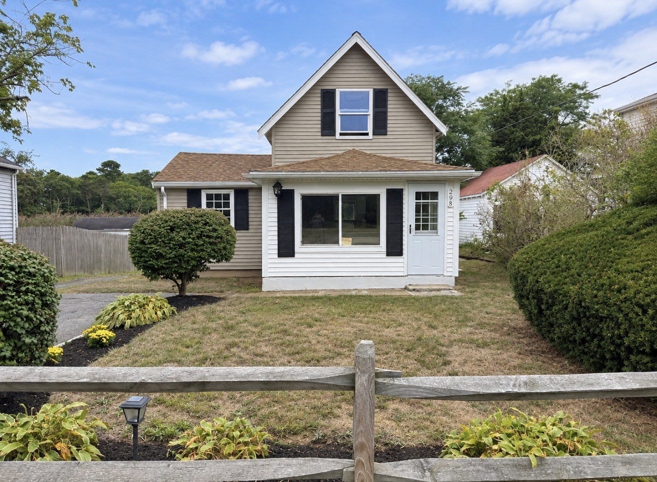 Photo of 298 Onset Ave, Wareham, MA